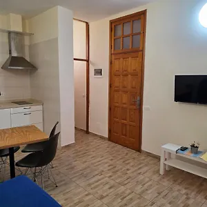 https://apartamentos-la-villa-3.in-canary-islands.com