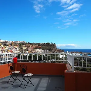 https://apartamentos-la-villa-2.in-canary-islands.com